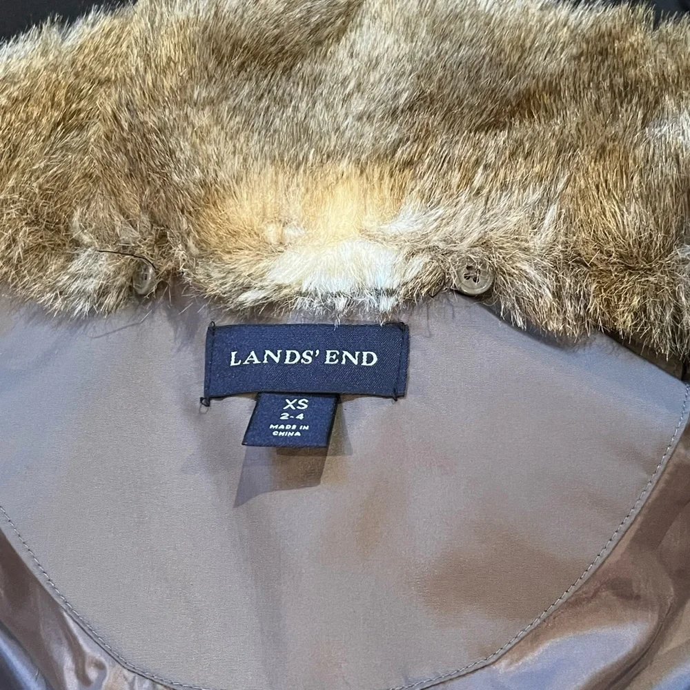 Lands End Down Vest Faux Fur Removable Collar - Picture 3 of 7
